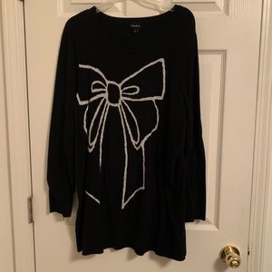Torrid Relaxed Fit Bow Pullover size 2